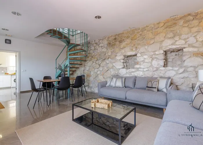 Living4Malaga Seafront Duplex